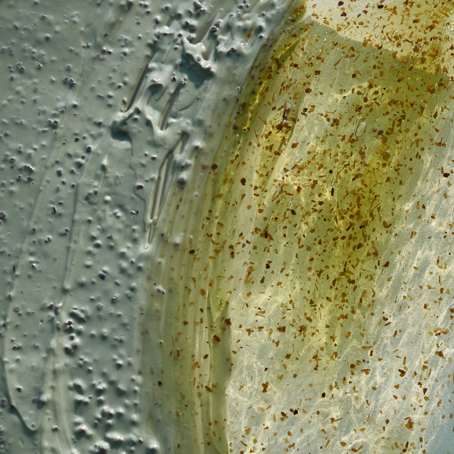 La verdad detrás de MÁS mitos sobre el cuidado de la piel.