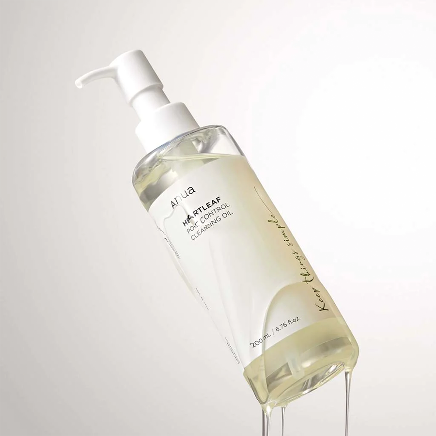 Aceite limpiador facial coreano Heartleaf Pore Control Cleansing Oil, ideal para piel sensible y grasa, con extracto de Heartleaf y aceites naturales para limpiar e hidratar.