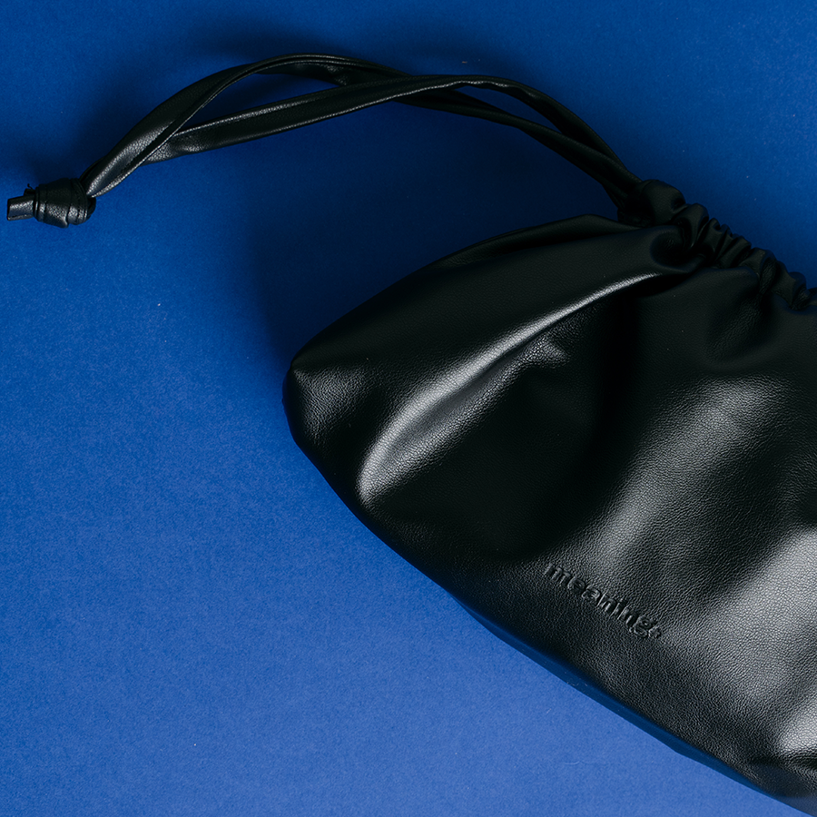 Bok Pouch