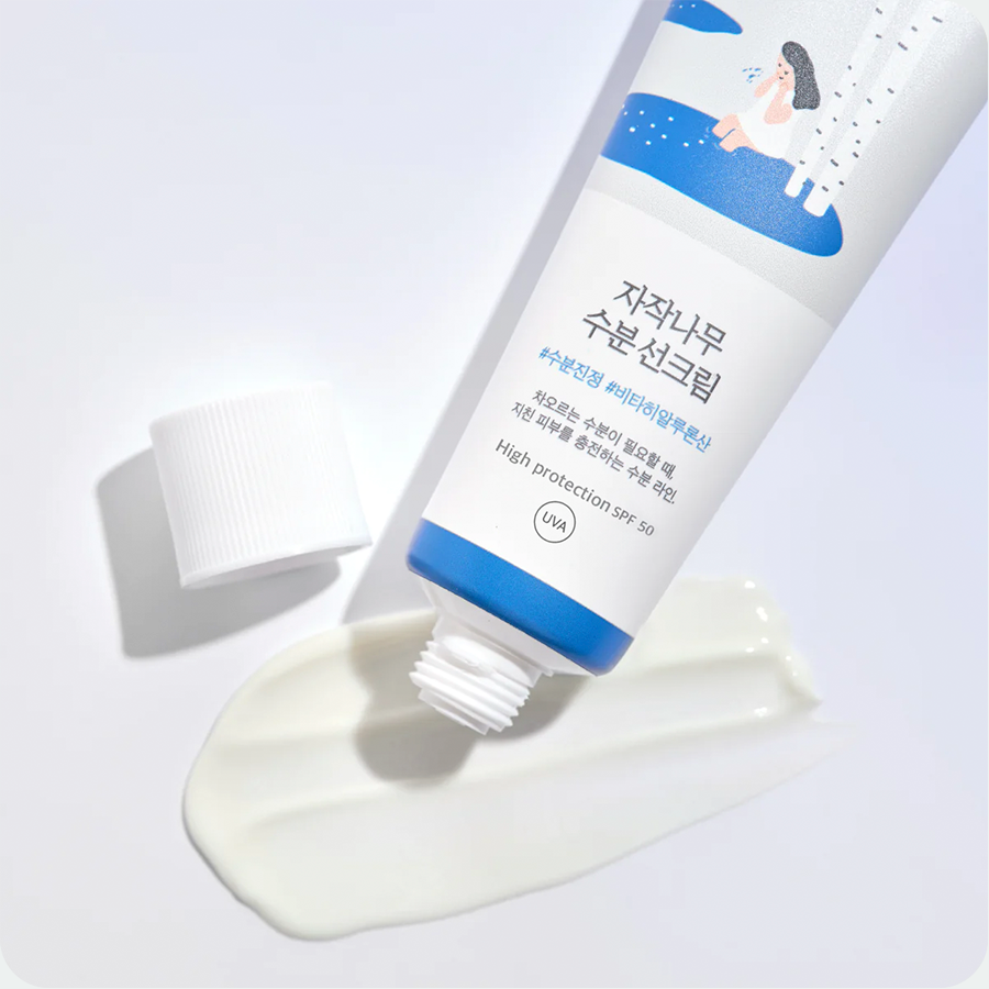 Protector solar coreano Birch Moisturizing Sunscreen SPF 50+ PA++++ con niacinamida y ácido hialurónico para hidratar, proteger y unificar el tono de la piel.