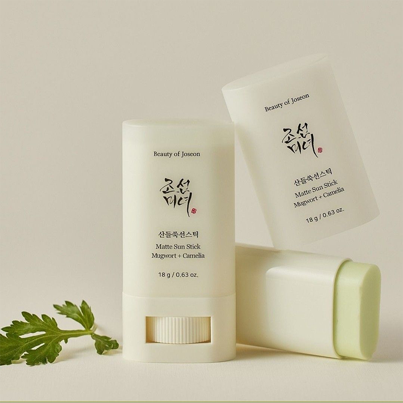Matte Sun Stick: Mugwort+Camelia SPF50 PA++++