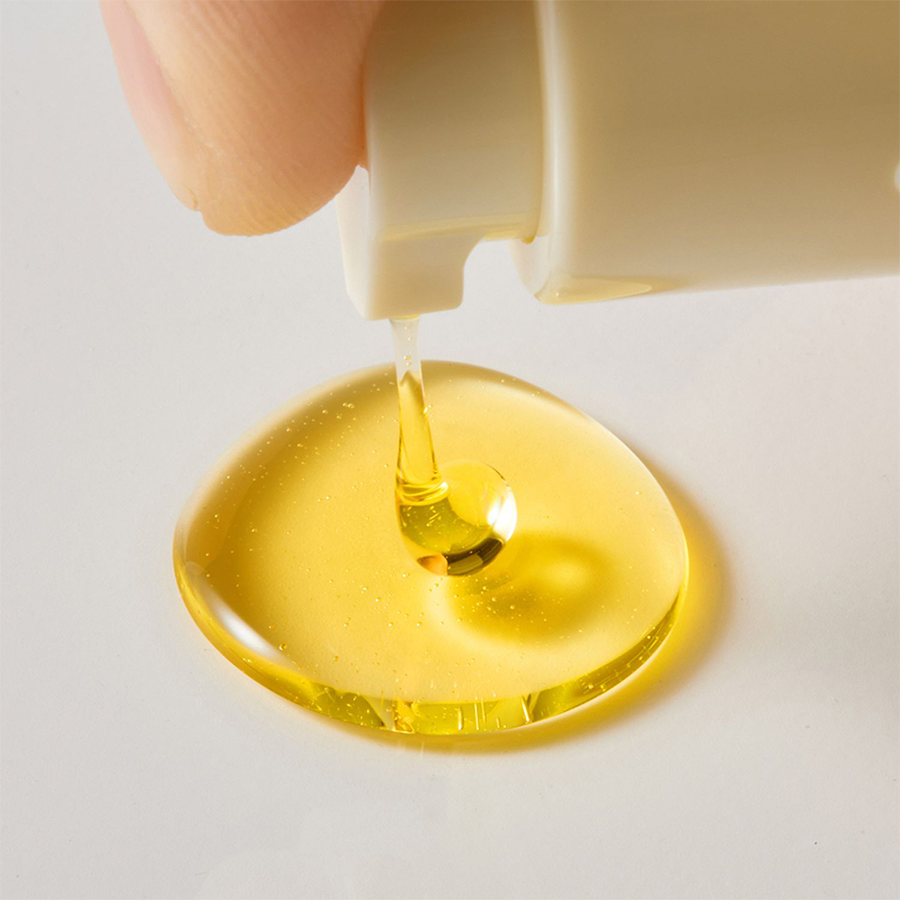 Core Rebuild Gentle Satin Hair Essence