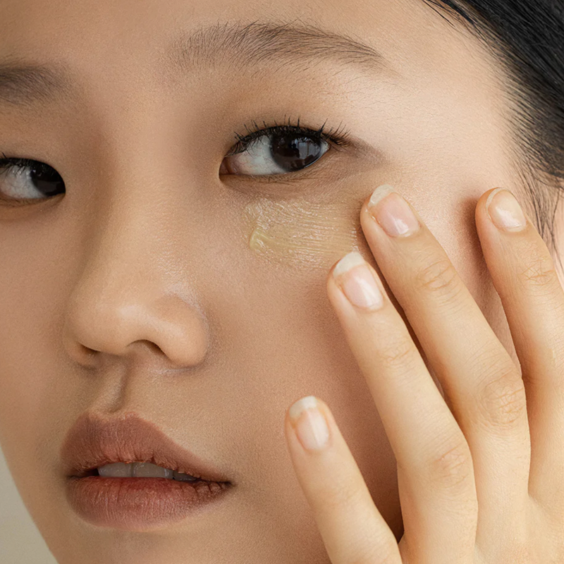 Revive Eye Serum: Ginseng + Retinal | Líneas de expresión