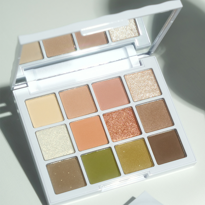 Moire Palette 01 Greenery | Paleta de sombras con tonos cálidos